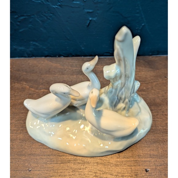 Vintage NAO by Lladro Three Geese‎ Porcelain Figurine 4 1/2" - Picture 5 of 12